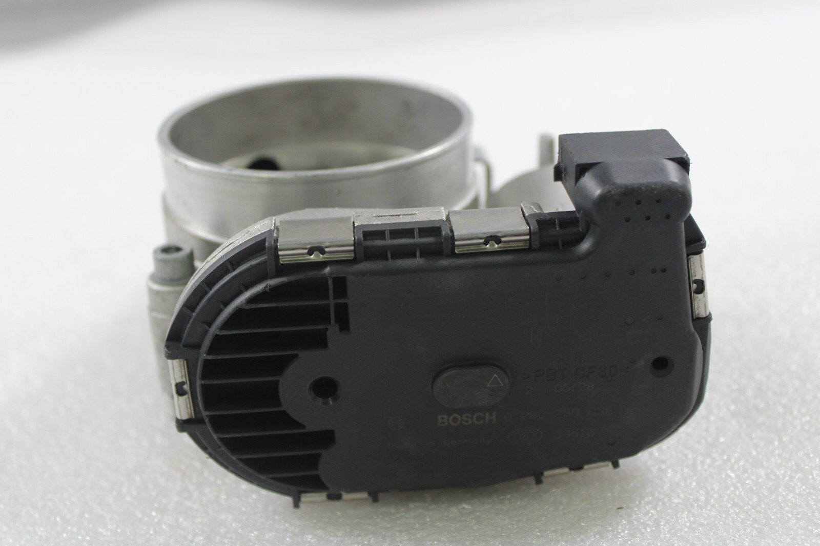 Ferrari 360, Throttle Body, Used, P/N 171716