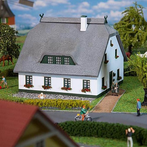 Maison typique Allemande-HO 1/87-FALLER 130550 | Condition: Neuf