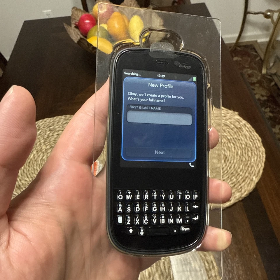 Open Box Palm Pixi Plus Verizon Black Unlocked Cell Phone Mobile 3G - Image 2 of 4