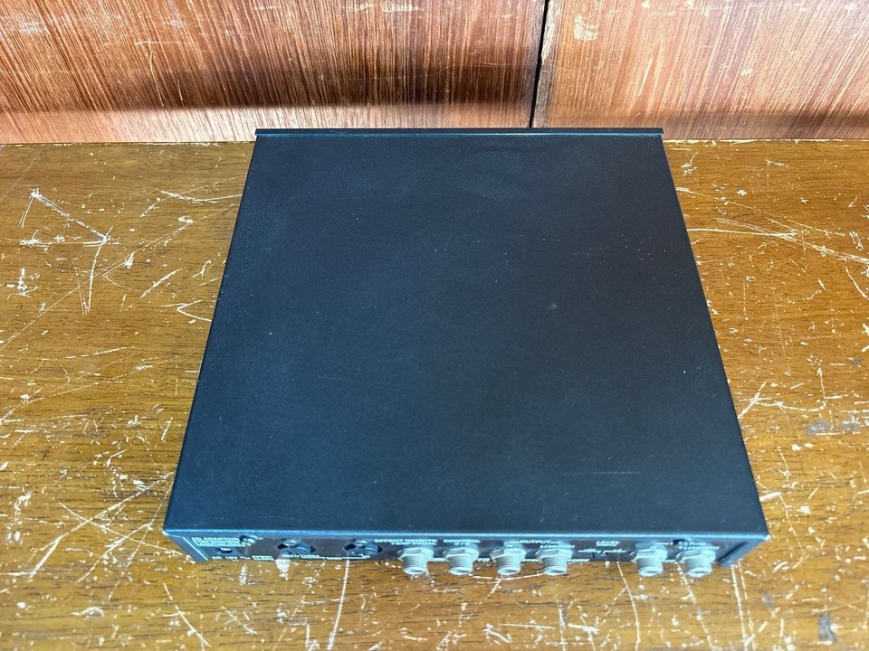 BOSS SE-70 SE70 Super Effects Processor New internal Battery w/ power ...
