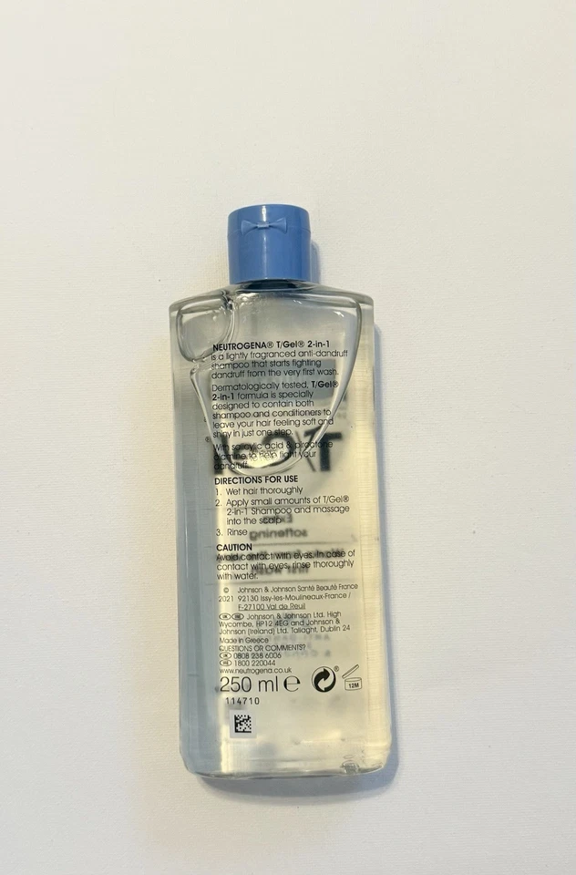 Xampu Neutrogena T/Gel 2 em 1 anti-caspa 250ml amaciante feito na Grécia - Imagem 3 de 3