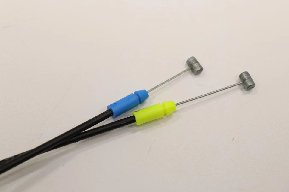 Actuador de bloqueo de pestillo de puerta delantera derecha 2014-2020 MITSUBISHI OUTLANDER OEM Foto 3 de 4