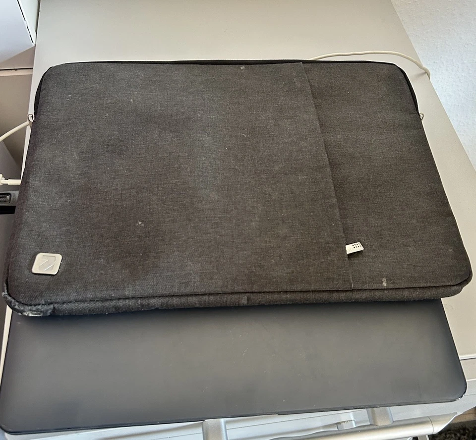 Apple MacBook Air 13" 2017 · i5 · 8GB · 128GB, Foto 3 von 4