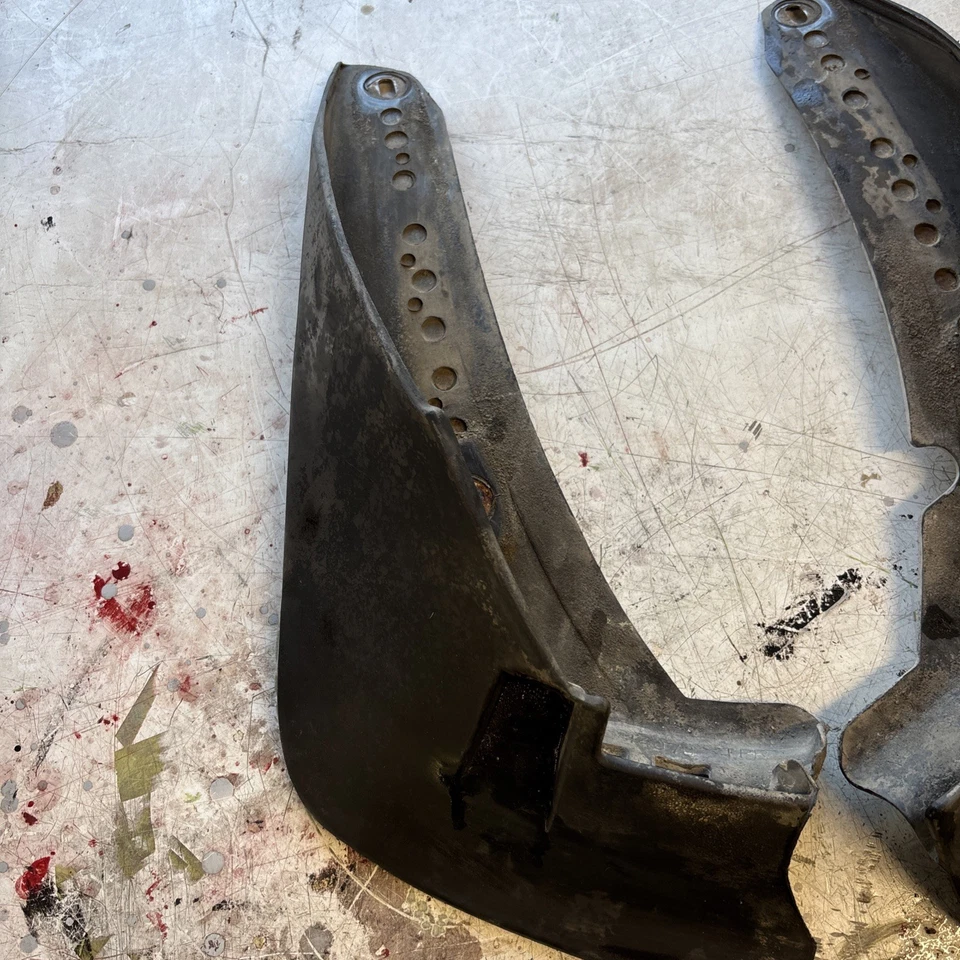 🟥🟧🟨1984-1985 Toyota Celica Supra Juego de guardabarros trasero OEM🟥🟧🟨 Foto 2 de 4