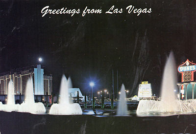  Postkarte USA Nevad Grüße aus Las Vagas der ''Fabelhafte Streifen'' bei Nacht
