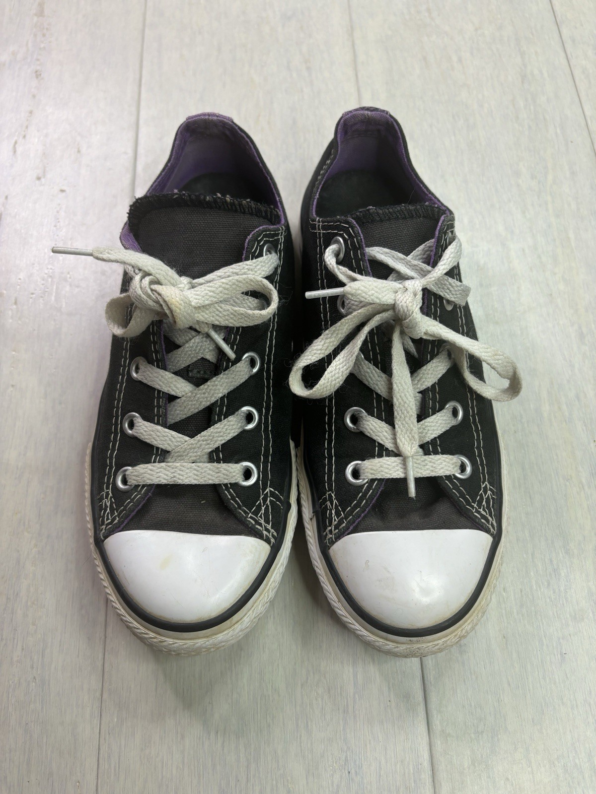 Converse All Star Black Low Top Sneakers Lace Up Unisex Kids Size 2