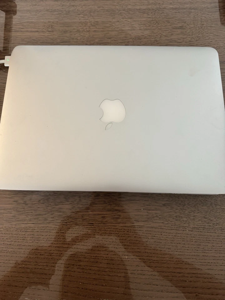Macbook Pro 2015 15 Inch - Image 2 of 4