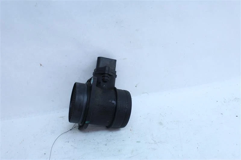 Used Fuel Injection Air Flow Meter fits: 2007 Audi Q7 2.0L gasoline engine ID BE Foto 2 de 4