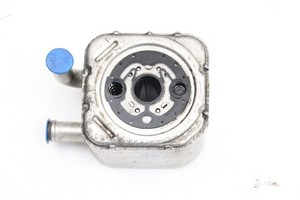 Ölkühler Audi A4 Cabrio 059117021B BDG 2.5 120 KW 163 PS Diesel 07-2004