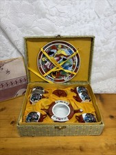 New Miniature Oriental Porcelain Tea / Sake Set in Beautiful Green and Gold Box