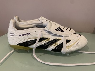 PREDATOR PRO FALTBARE ZUNGE FESTER BODEN Fußballschuhe Road To Glory Größe UK 9