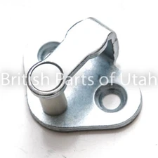 Land Rover Defender 90 110 Door Latch STRIKER Front Right Passenger Rear Series