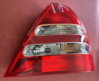 Mercedes-Benz RH Tail Light Assy - 203-820-10-64 - For C240, C320, C230 & C32AMG
