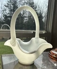 VTG FENTON White Milk glass Basket Small APPROX 5”WX7”Tall Smooth Handle Vivid