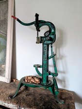 Antiker Stand-Verkorker B.F. Paris 1923 &ndash; franz&ouml;sisch, Gusseisen, original