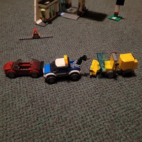 Lego City Service Station 60132 incomplete Read