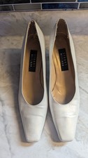 Stuart Weitzman ANNA White Satin Block Heel Pumps Size 10AA Square Toe Bridal