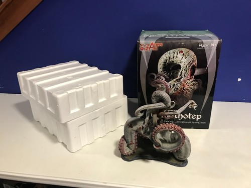 SOTA Nightmares Cthulhu Lovecraft Nyarlathotep Statue Grey Standard Edition #138