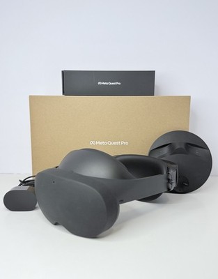 Meta Quest Pro VR Headset Only 256GB with Original Box And Charger