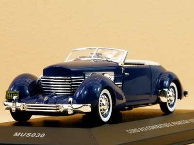 CORD 812 Phaeton - 1937 - blue - IXO 1:43