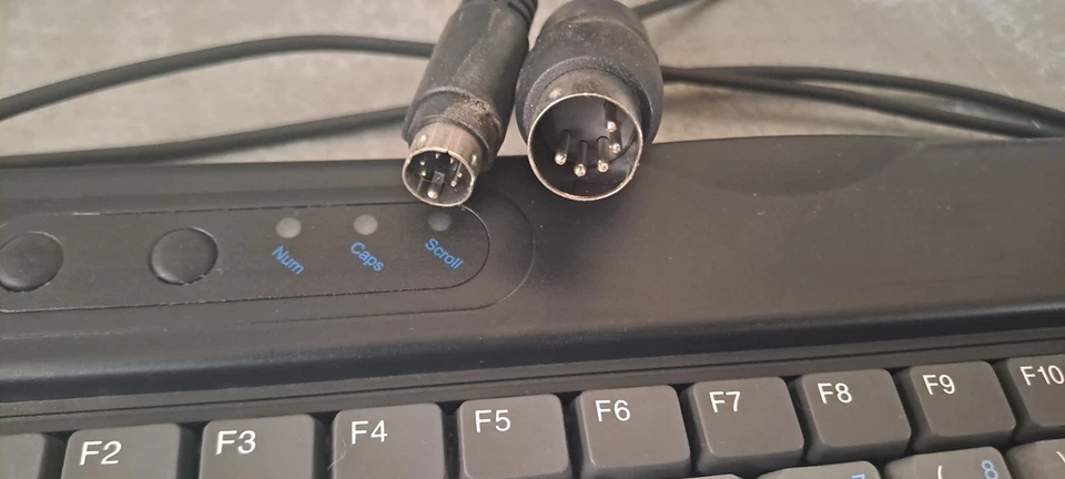 DIN Tastatur Mini PS/2 Electrone Americas KB-9003-DE DIN / AT + PS2 QWERTZ - Bild 4 von 4