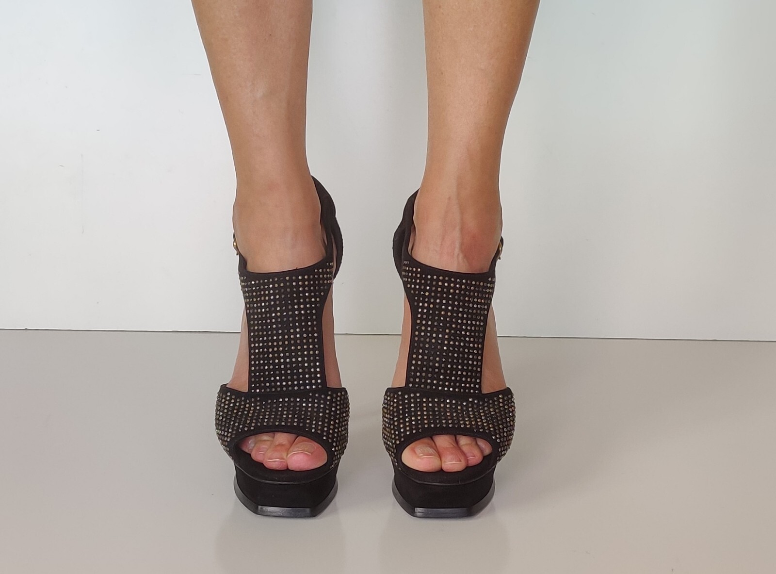 Yves Saint Laurent Tacchi alla caviglia in pelle scamosciata nera tributo plateau metallo misto 9