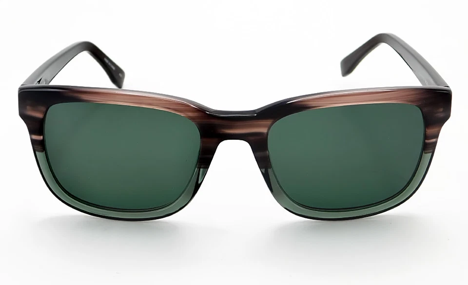 Nuevas gafas de sol LACOSTE | L814S 503 - verde vino desvanecido/lente verde Foto 2 de 4