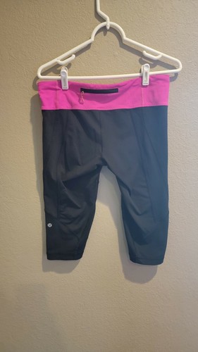 Lululemon Athletica flusso e crescere Nero Capri Yoga Pantaloni Taglia 10 |  eBay