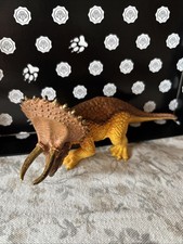 Figur von Schleich Triceratops Dinosaurier gelb 2014 14549