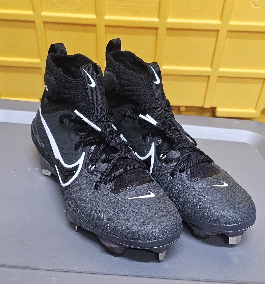Men\'s Nike Alpha Huarache NXT Baseball Cleats Mens Size Black DJ6517-010 NEW Amazon.com | Nike Alpha Huarache NXT DJ6517-010 Black/Dark  main image 3