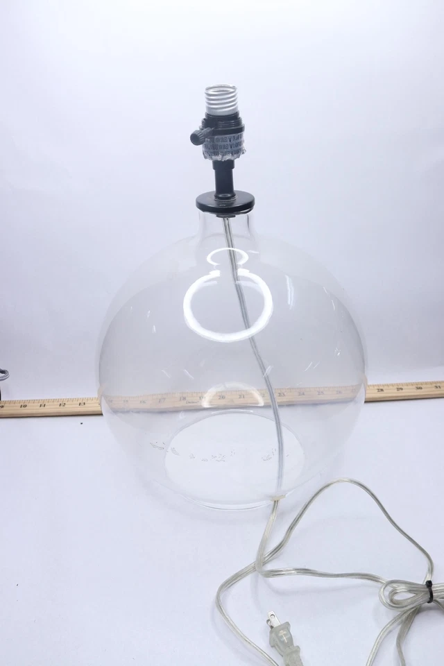 Lámpara de mesa Hampton Bay Windmere vidrio transparente 21,5" - sin residuos de pegatinas de pantalla Foto 4 de 4