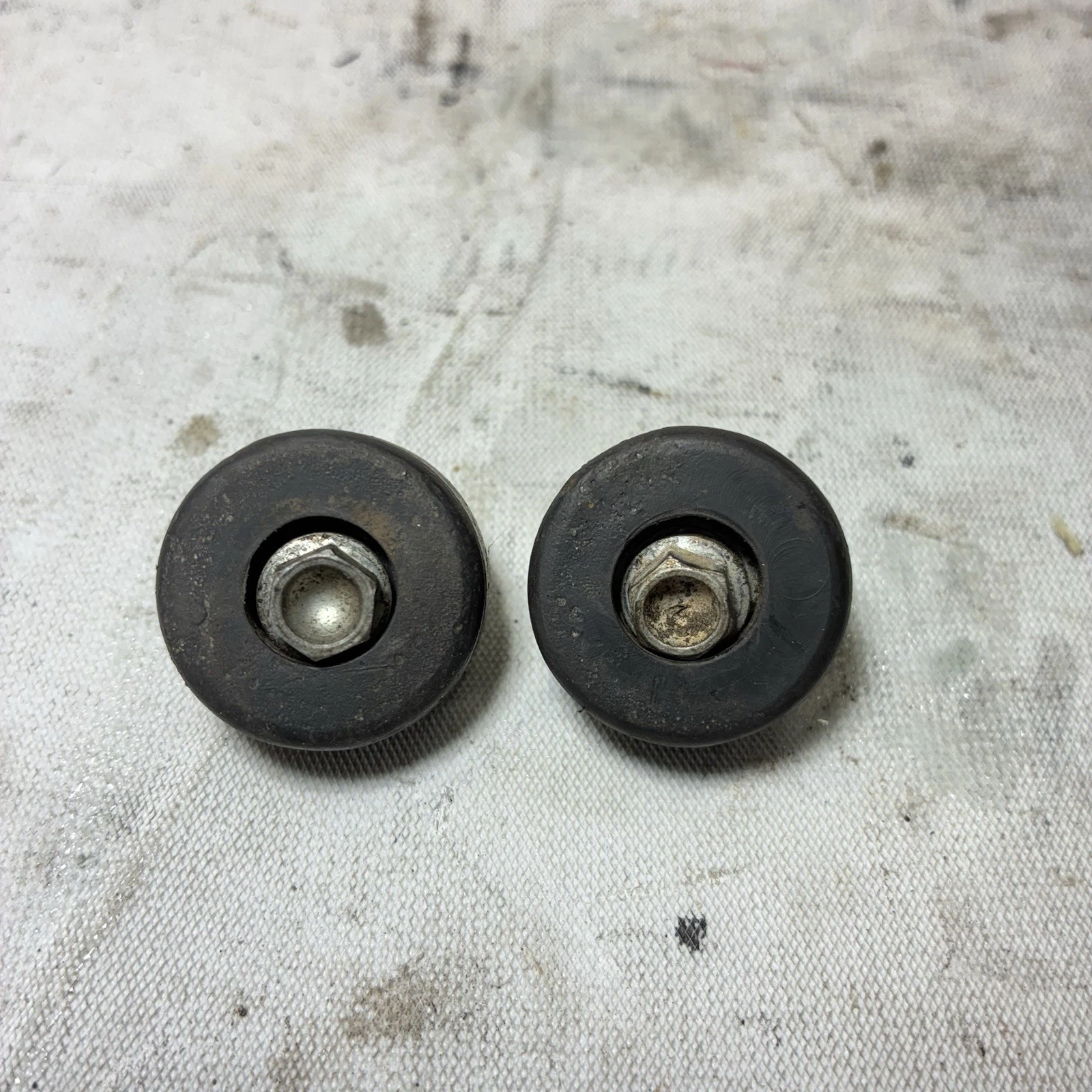 KTM85 Gas Tank Mounts Bolts Bushings OEM GENUINE KTM 85 105 SX XC (2003-2011)