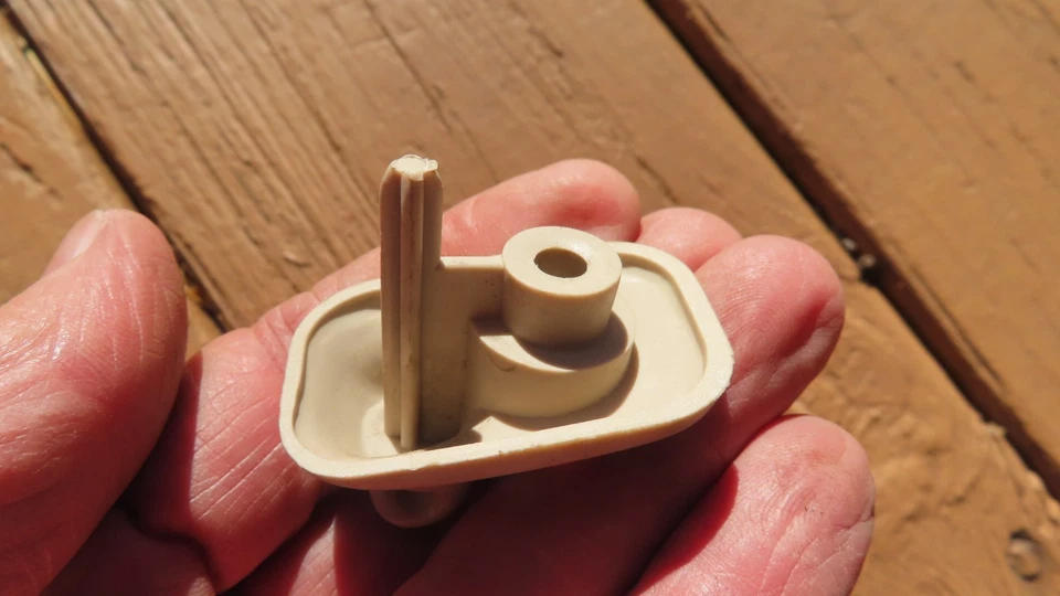 OEM Volvo 740 760 940 960 Parasol Clip Blanco Beige Foto 4 de 4