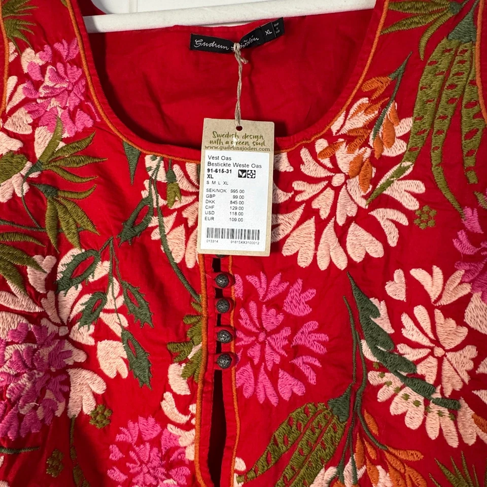 Colete Gudrun Sjoden vermelho bordado floral algodão novo com etiquetas - Imagem 4 de 4