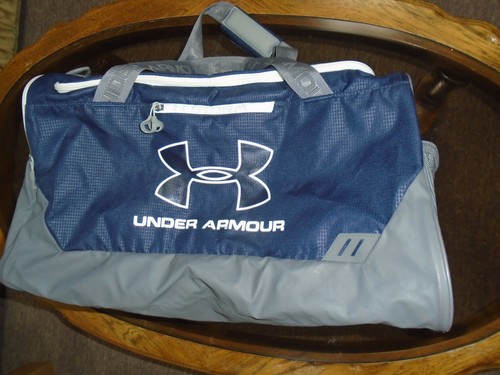 Under armour Travel Bag Blue-Gray Color Size Large 22"x11"x11" - Picture 5 of 12