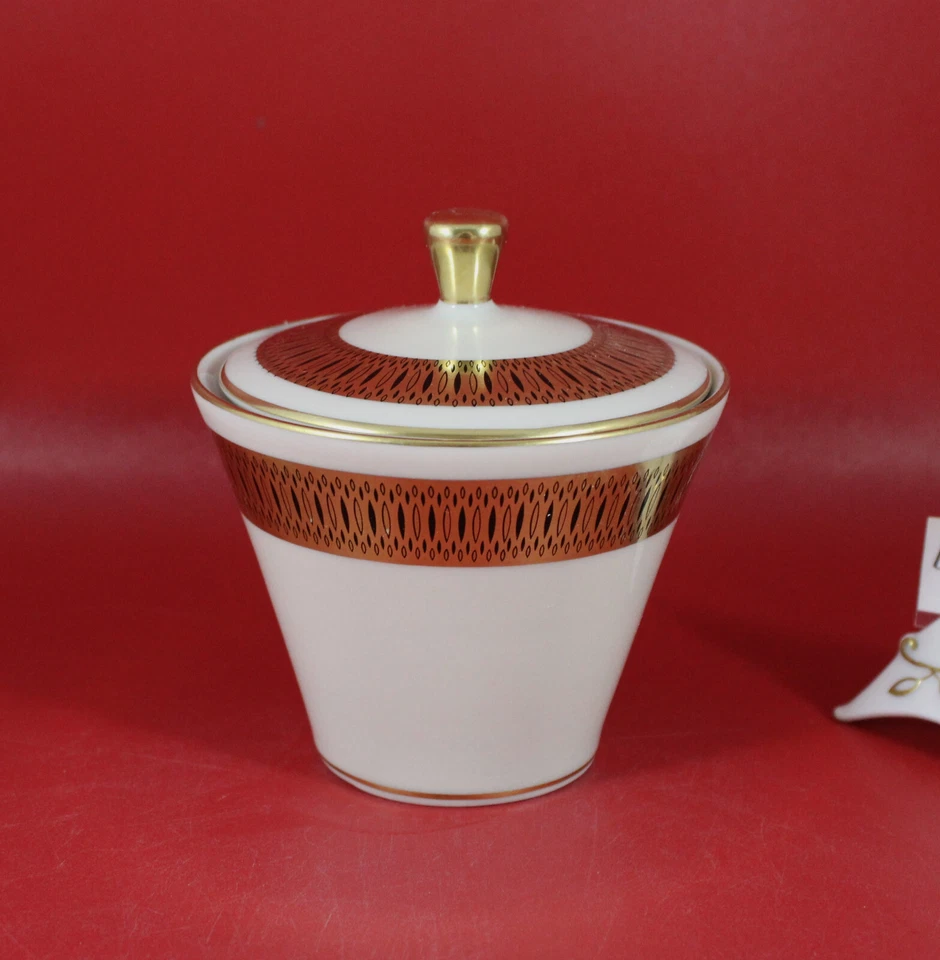 Royal Porzellan Bavaria KM, Handarbeit - Zuckerdose H. 9 cm. Gold dekoriert. - Bild 1 von 3
