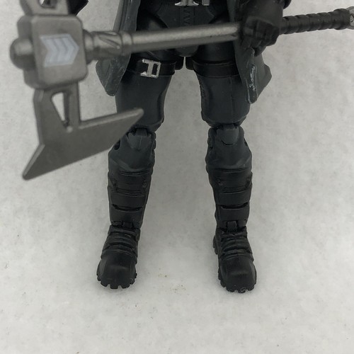 Fortnite Solo Mode Renegade Shadow 4” Action Figure (Jazwares) - Picture 4 of 6