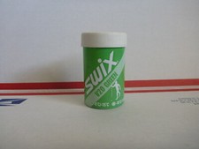2 New cylinders Swix Green V20 Tube Hard wax Cross Country Nordic XC Ski Wax 45g