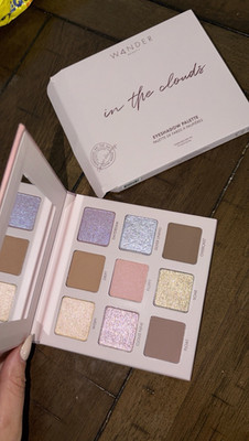 Wander Beauty In The Clouds Eyeshadow Palette Shimmer Pressed Powder 5 Shades