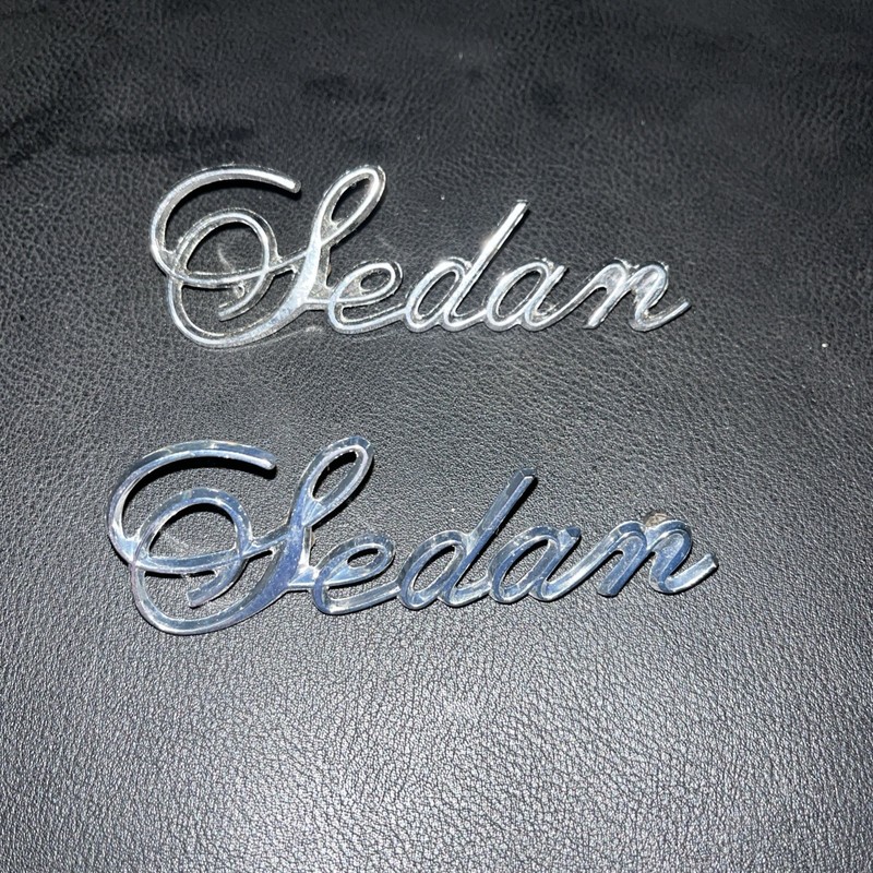 1976-80 1982-84 CADILLAC SEDAN REAR QUARTER PANEL EMBLEM GM 9691394 pair