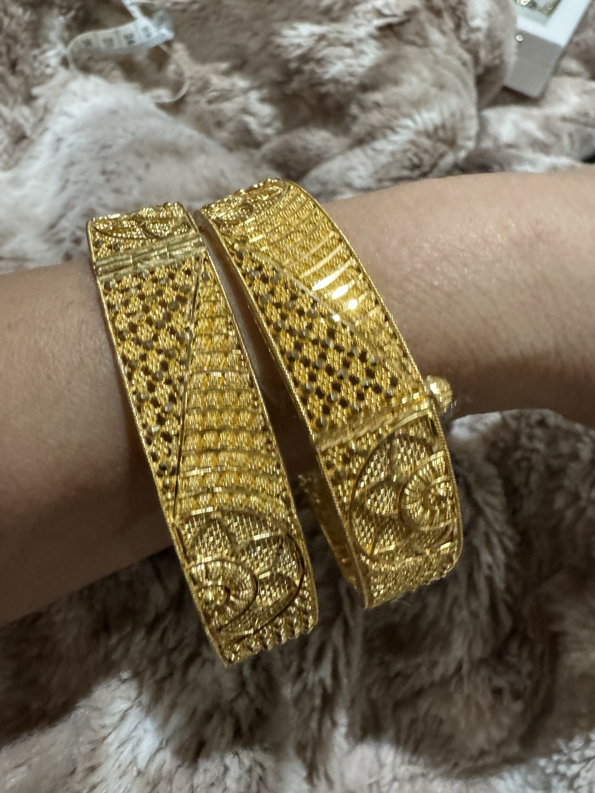 22K Solid Gold Hinged Bangles – Matching Pair (Se… - image 5