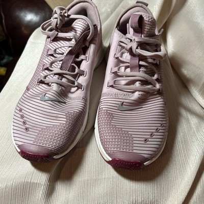 Size 10 Nike Air Zoom Elevate Training Running Shoes AA1213-500 Lavender Womens