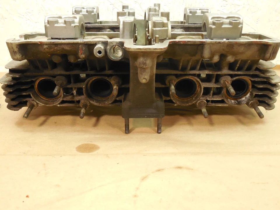 Yamaha Maxim XJ550 1981 culata  Foto 3 de 4