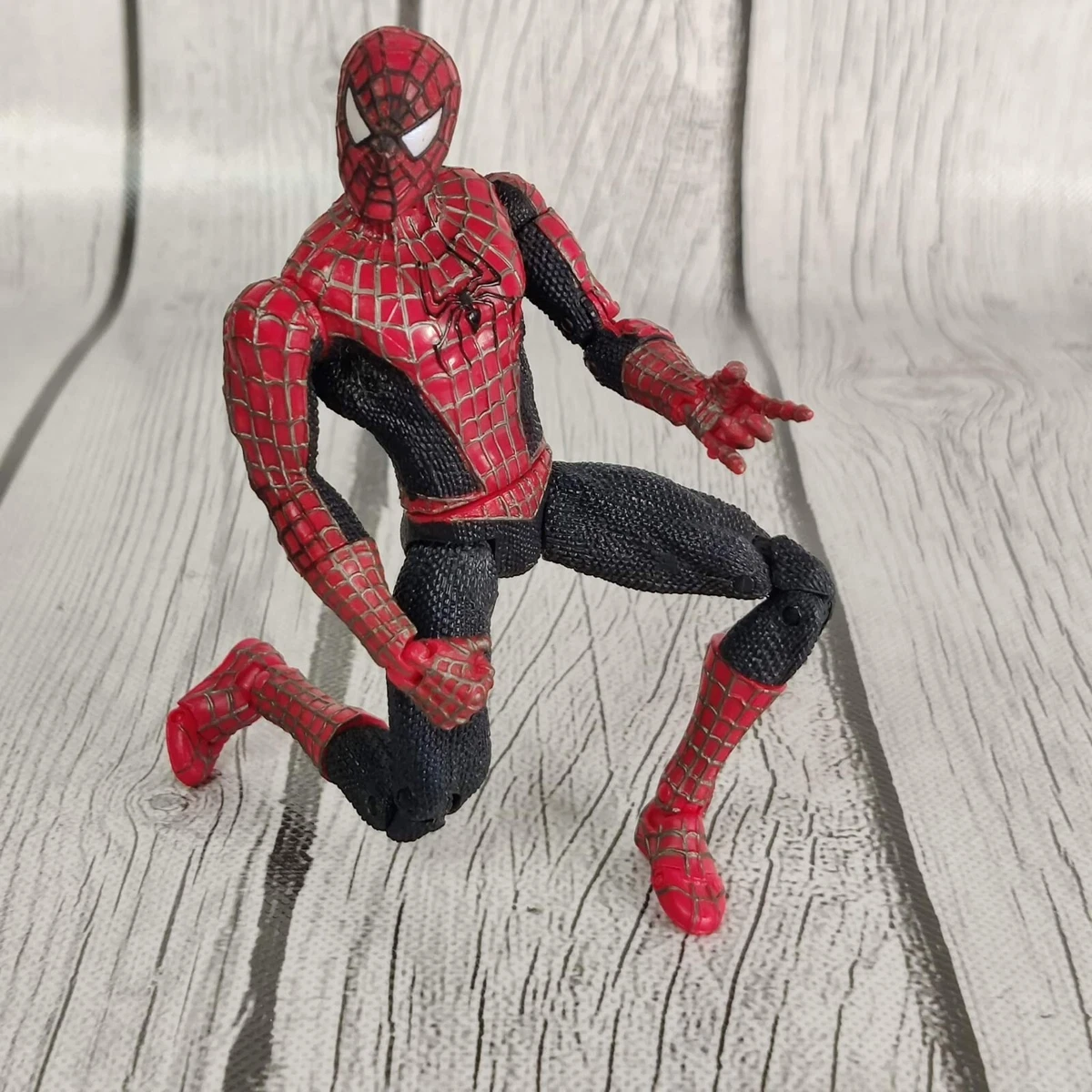 RARE Toybiz 2003 Spiderman 2 Movie Super Poseable Tobey Maguire