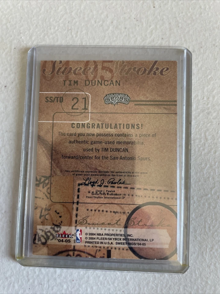 2004-05 Fleer Sweet Sigs - Sweet Stroke - Retail Jerseys #SS/TD Tim Duncan - Image 2 of 2