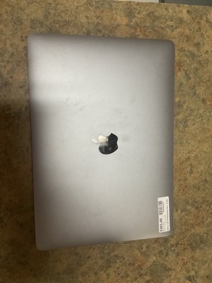 Apple MacBook Pro 13” 2018 256GB SSD i5 2.3GHz 8GB RAM Touch Bar