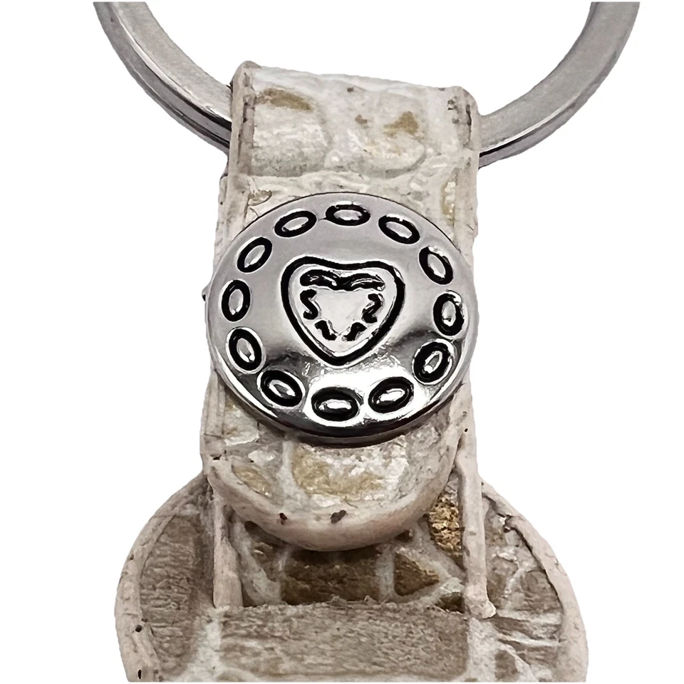 Llavero vintage BRIGHTON cuero blanco cartera llavero tono plateado ¡BONITO! Foto 2 de 4