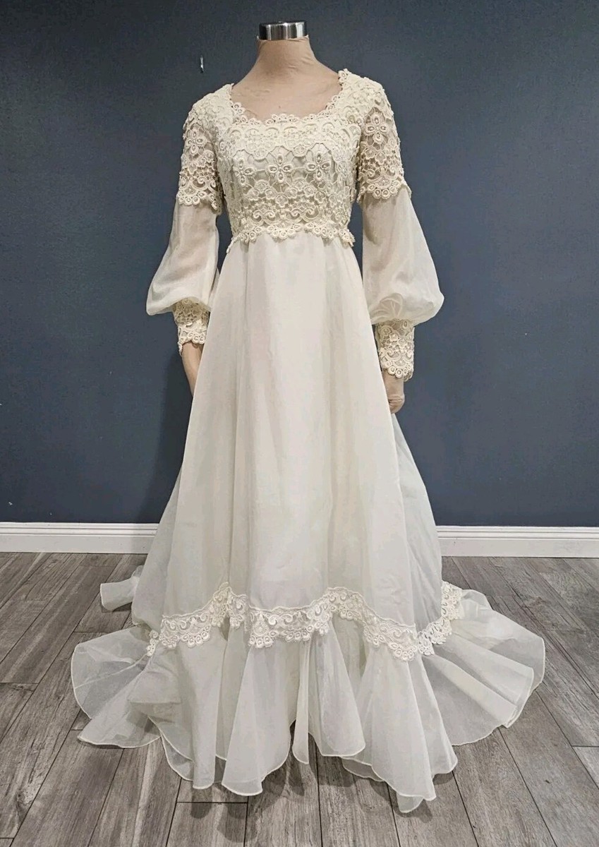 Vintage 70s Victorian Edwardian Inspired Ivory Lace Organza