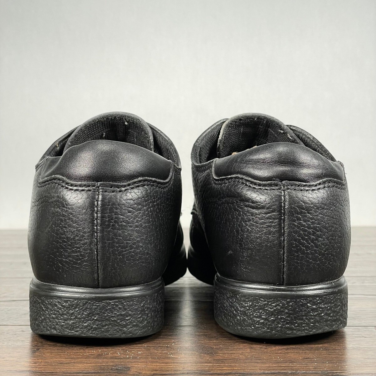 Red Wing Shoes Mens 9 Black Leather Comfort Shoes USA Lace  display picture 3