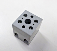 Phoenix Contact G5/2 Device Terminal Block 500V 32A 4 Connectors / 2 Position